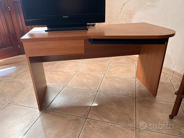 Scrivania legno