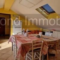 Appartamento con mansarda e garage a Mascali