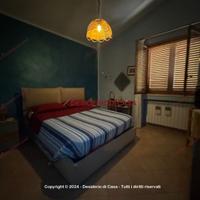 Casa, Piraineto - Serracardillo, Carini.