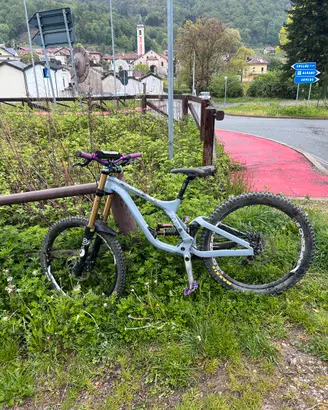 MTB Downhill 27.5 Taglia M