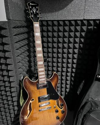 Chitarra semiacustica