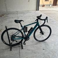 Bici ebike gravel Gt bikes