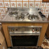 Cucina a gas vintage JEWEL 4 fuochi, funzionante