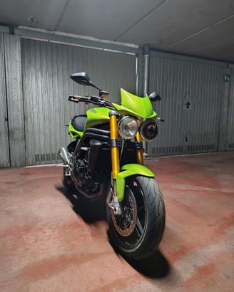 Triumph speed triple 1050