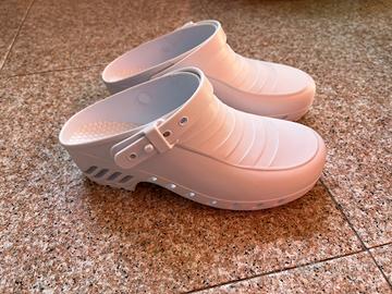 Calzature sanitari