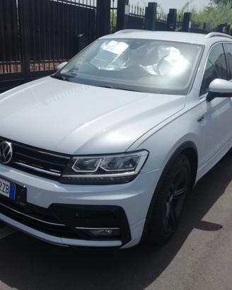 Volkswagen tiguan r line