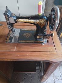 macchina per cucire SINGER