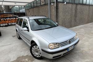 VW GOLF 1.6 BENZINA EURO4 UNI PROP NEOPATENTATI