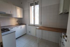 Trilocale ristrutturato vicino all'ospedale