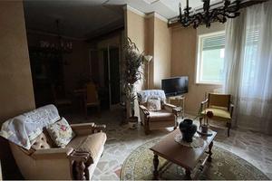 Ampio appartamento zona alta