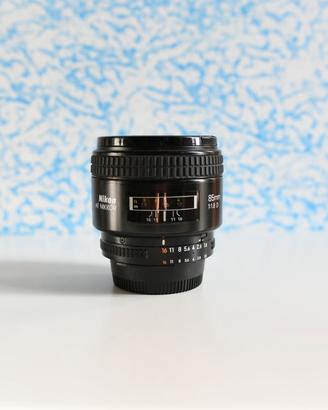 Nikon AF 85 mm f1.8 D perfette condizioni