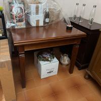 Tavolo e 4 sedie