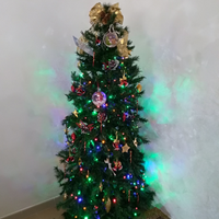 Abete albero di natale completo di addobbi