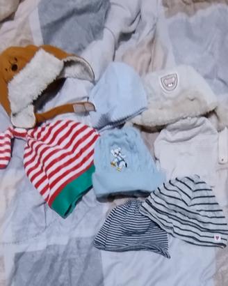 set cappellini neonato 