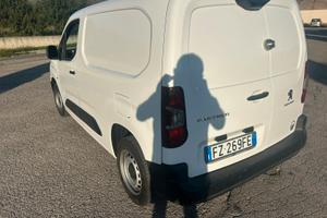 Peugeot partner 1.5 diesel 3 posti full optional