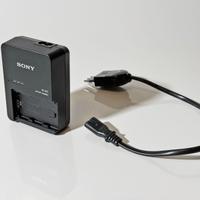 Sony BC-QZ1 Caricabatt. rapido per NP FZ100
