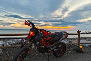 KTM 690smc-r 2013 guidabile con a2