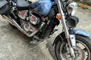 Suzuki 800 Marauder