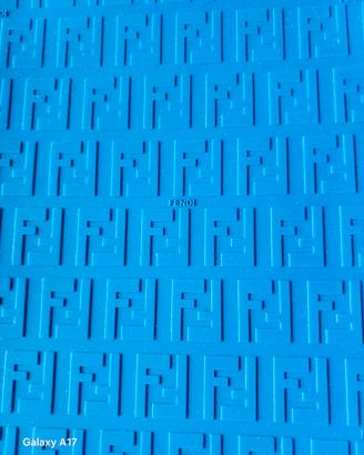 Custodia Fendi iPad/Tablet silicone Blu