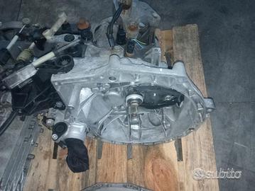 Cambio Manuale Peugeot 208 2017 HM01 1.2 Benzina