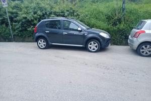 Dacia sandero stepway 1° serie 2012 Neopatentati