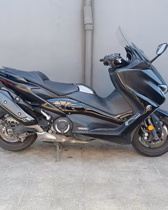 YAMAHA T-Max 560 Tech Max Abs
