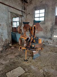 Aratro bivomere mipra