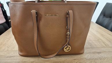 Borsa grande michael kors