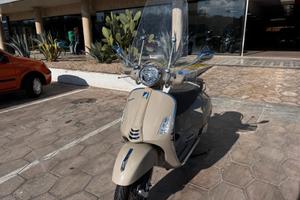 VESPA PIAGGIO 310 GTS AZIENDALE 900 KM
