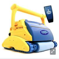 Robot Piscina TYPHOON Plus RC by Certikin