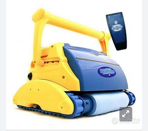 Robot Piscina TYPHOON Plus RC by Certikin