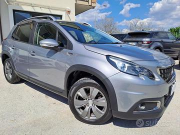 PEUGEOT 2008 BlueHDi 100 S&S Signature