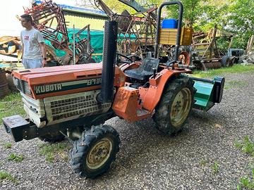 TRATTORI KUBOTA