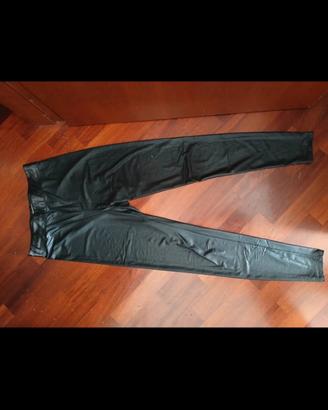 pantaloni in pelle