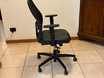 Poltrona SUPINO da scrivania eco pelle ufficio