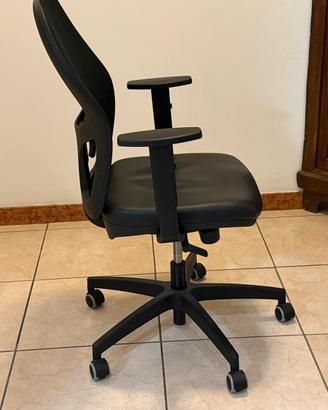 Poltrona SUPINO da scrivania eco pelle ufficio