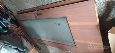 2 porte in legno con vetro