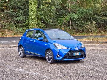 Toyota Yaris 1.5 Hybrid 5 porte Trend White Editio