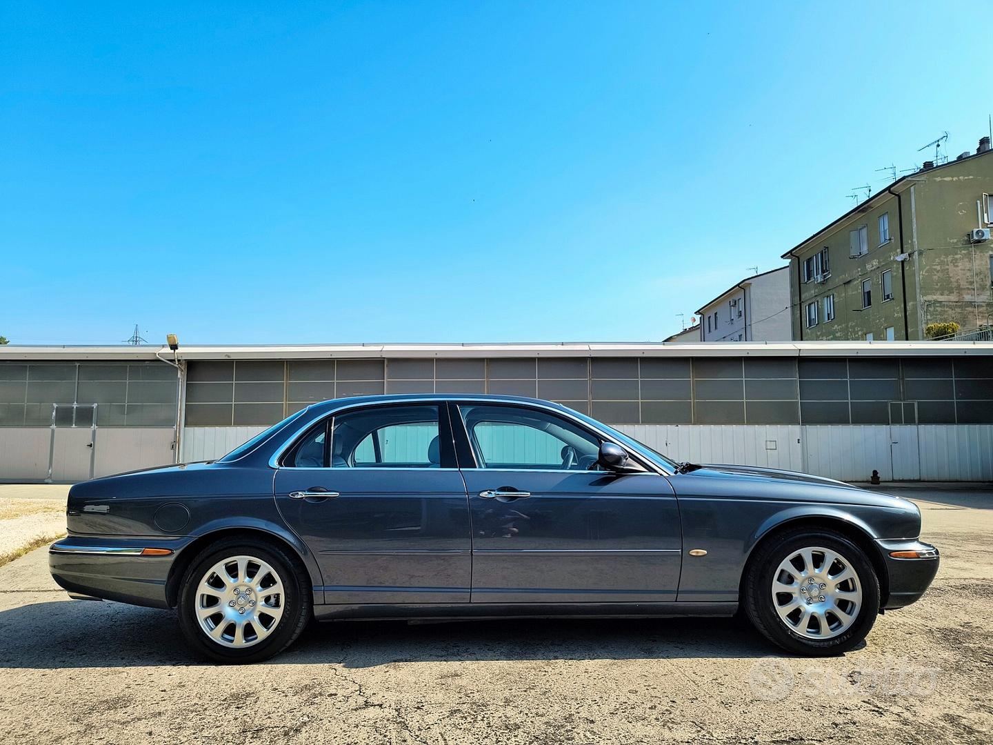 Jaguar Xj6 2004 photo 2