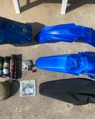Plastiche e accessori YZ 125
