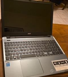 Notebook Acer Aspire E15 500G Hdd 4G DDR intel i3