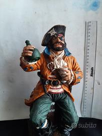 statuetta in resina pirata