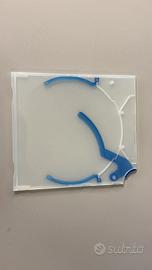 Custodia CD con meccanismo a leva per espulsione