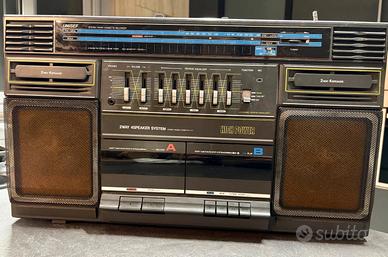 Boombox Vintage Unisef