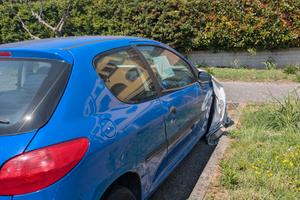 Peugeot 206 anno 2001