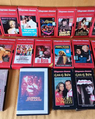Lotto di 18 film VHS + 1 omaggio