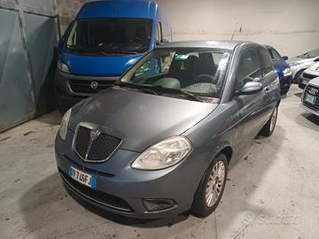 Lancia Ypsilon 1.2 Oro UniPro