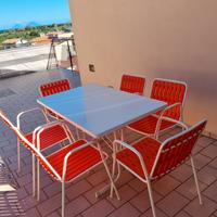 tavolo con 6 Sedie da giardino o Terrazza.