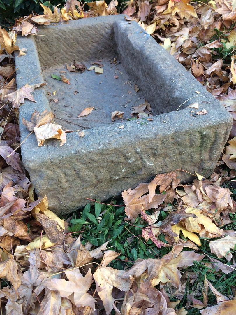 Coldairsapone Stazione Di Irrigazione Per Api A Forma Di Fiore - Mangiatoia In Ferro Con 30 Biglie Di Vetro Colorate - Decorazione Da Giardino Per Api E Farfalle