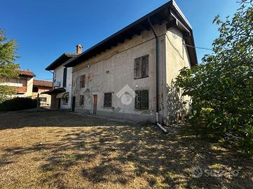 CASA SEMINDIPENDENTE A TORTONA